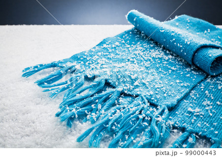 blue scarf over the snow 99000443