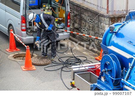 マンホール　下水道管理　点検　調査　修繕　改善 99007107