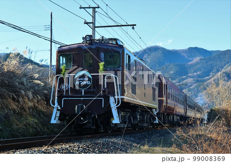 【秩父鉄道】デキ500形+12系+デキ100形「快速EL新春みつみね」(秩父本線:白久〜三峰口) 【秩父鉄道】デキ500形+12系+デキ100形「快速EL新春みつみね」(秩父本線:白久〜三峰口) 99008369