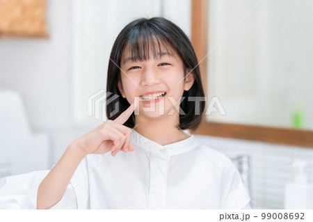 デンタルケア   女の子　 99008692