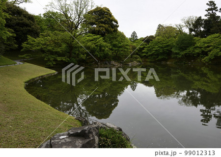 京都仙洞御所　北池　女院御所の池 99012313