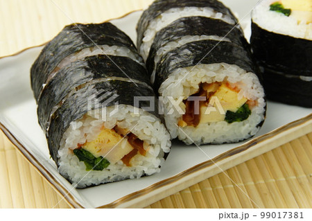巻き寿司 和食 巻き寿司 和食 99017381
