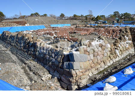 駿府城の天守台跡 駿府城の天守台跡 99018061