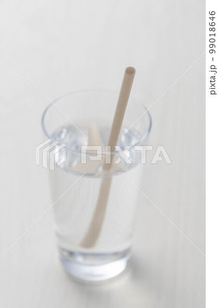 使い捨て食器 99018646