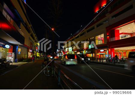 北上尾駅東口 夜の風景(ショッピングモール)埼玉県上尾市 北上尾駅東口 夜の風景(ショッピングモール)埼玉県上尾市 99019666