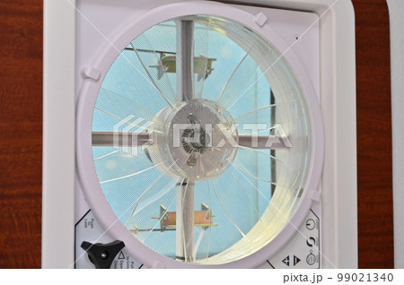 ベンチレーター ルーフベント 換気扇 キャンピングカー設備 ベンチレーター ルーフベント 換気扇 キャンピングカー設備 99021340