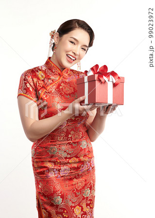 Chinese new year on sale qipao