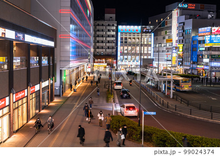 《神奈川県》鶴見駅東口・都市風景 99024374