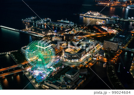 【神奈川県】横浜みなとみらいの夜景 99024684