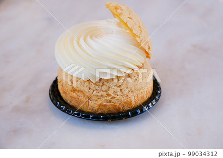 シュークリーム 99034312