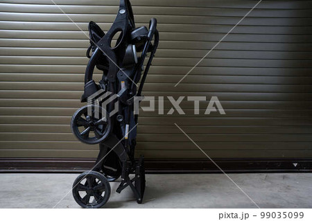 兄弟・姉妹で乗れる！二人乗りベビーカー 99035099