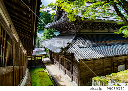 福井県 永平寺　～僧堂～ 99039352