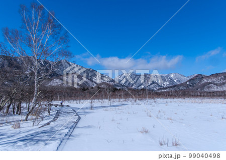 戦場ヶ原の雪山 戦場ヶ原の雪山 99040498