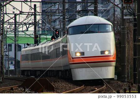 豪華特急で日光路を行く…関東平野を快走する特急スペーシア 99053553