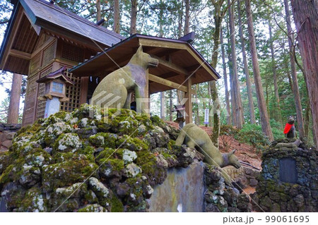 三峯神社　神社　秩父三社　遠宮　御仮屋 99061695