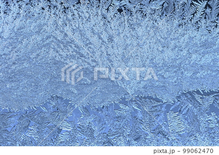 氷の結晶 99062470