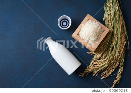 日本酒イメージ 日本酒イメージ 99069218