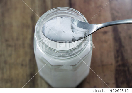 ココナッツオイル 99069319