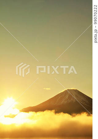 夜明けの太陽と雲海 そして富士山 夜明けの太陽と雲海 そして富士山 99070222