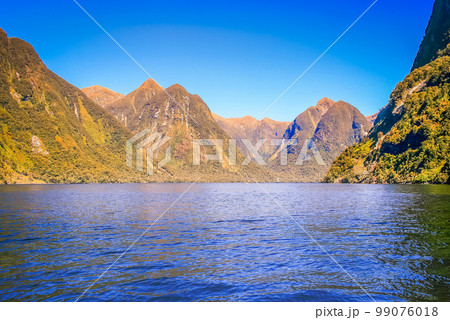 Dramatic Doubtful Sound landscape, South Island of New Zealand Dramatic Doubtful Sound landscape, South Island of New Zealand 99076018