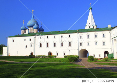 Suzdal village in Golden Ring of Russia, idyllic landscape Suzdal village in Golden Ring of Russia, idyllic landscape 99076049