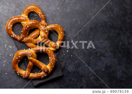 Freshly baked homemade pretzels 99078139