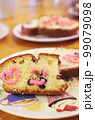 かわいい顔のパウンドケーキ 99079098