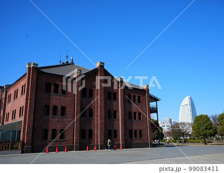 横浜赤レンガ倉庫二号館 99083411