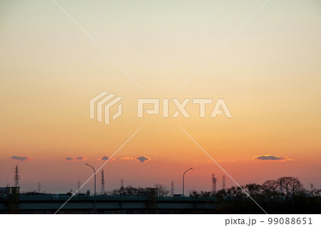 夕焼け(日没) 夕焼け(日没) 99088651