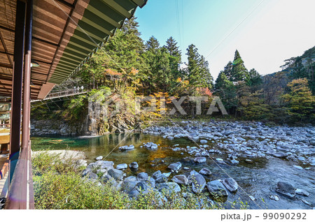 【岐阜】透明度の高い付知川や付知峡がエメラルドグリーンに輝きとても美しく心癒される、岩魚も美味しい 99090292