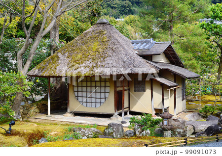 吉野窓が可愛い京都市高台寺の茶室 遺芳庵 99091073