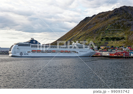 MSC Lirica Cruise ship in Honningsvag port MSC Lirica Cruise ship in Honningsvag port 99093742