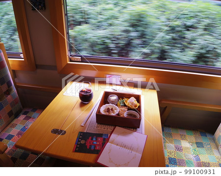 長良川鉄道 観光列車ながら スイーツと車窓 99100931