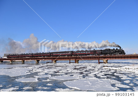 釧網本線　釧路ー東釧路　JR北海道　C11-171＋14系＋スハシ44　SL冬の湿原号 99103145