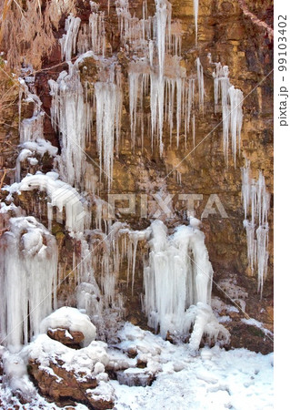 水窪の氷壁 水窪の氷壁 99103402