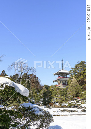 仙台　雪の輪王寺庭園 99104812