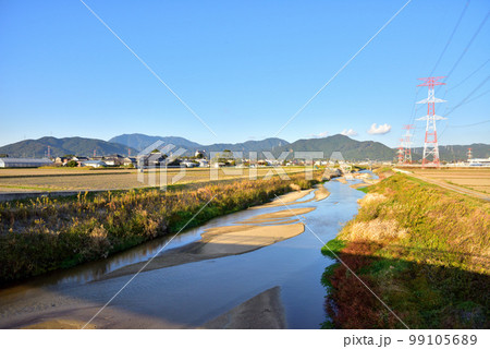 宝満山 曾根田川 福岡県筑前町東小田から撮影 宝満山 曾根田川 福岡県筑前町東小田から撮影 99105689