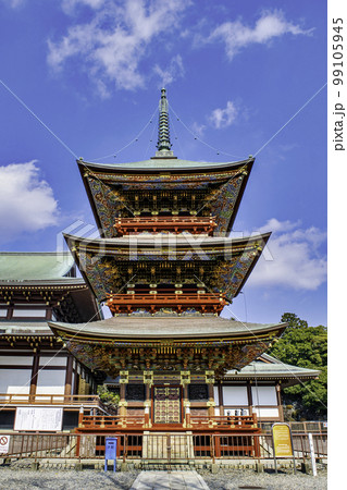 千葉県　成田山新勝寺　三重塔（さんじゅうのとう） 99105945