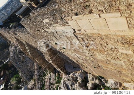 アクロポリス遺跡、キモンの南壁 99106412