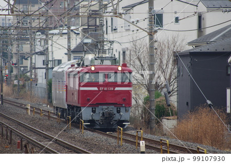 東北本線 土呂駅 EF81とカヤ27 99107930