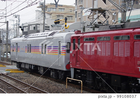 東北本線 土呂駅 EF81とカヤ27 99108037