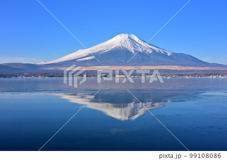 冬の富士山 99108086