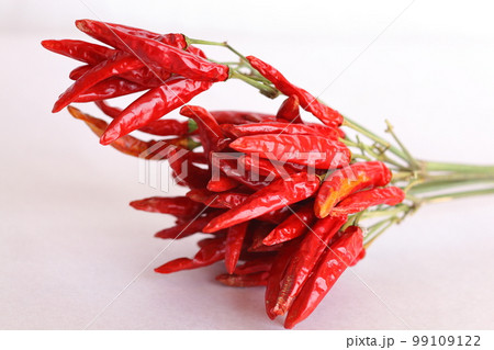 乾燥した赤トウガラシ 99109122