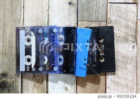 古いカセットテープ 99109184