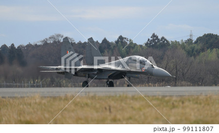 インド空軍スホーイSu-30MKIタキシング 99111807
