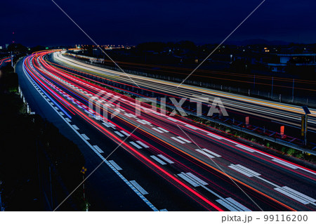 高速道路 夜景 長秒露光 高速道路 夜景 長秒露光 99116200
