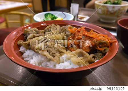 キムチ牛丼 キムチ牛丼 99123195