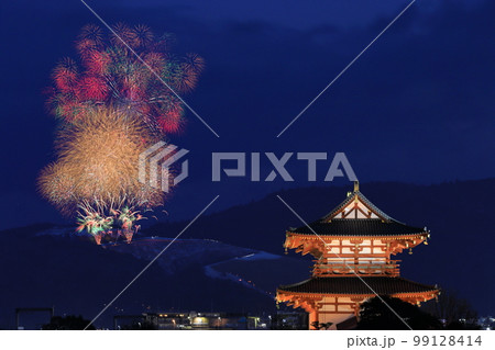 若草山の花火と朱雀門(21) 若草山の花火と朱雀門(21) 99128414