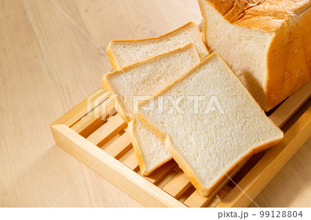 食パンイメージ 99128804