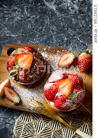 イチゴタルト　カフェ 99128815